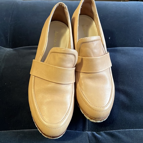 Tan loafers - Picture 3 of 3
